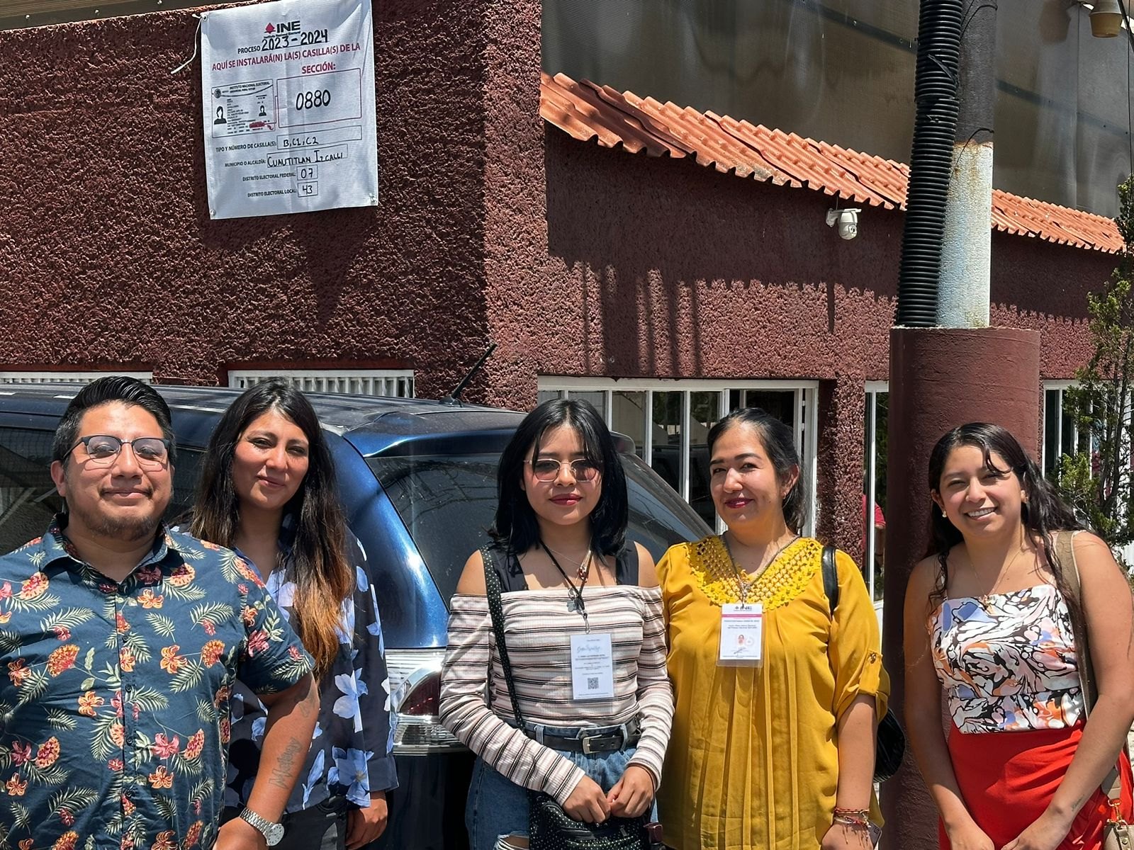 Equipo de CICA y participantes trabajando en territorio